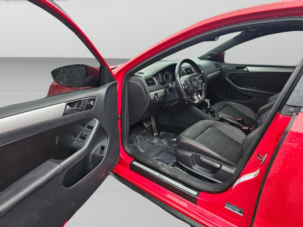 Used 2012 Volkswagen Jetta GLI Autobahn image 17