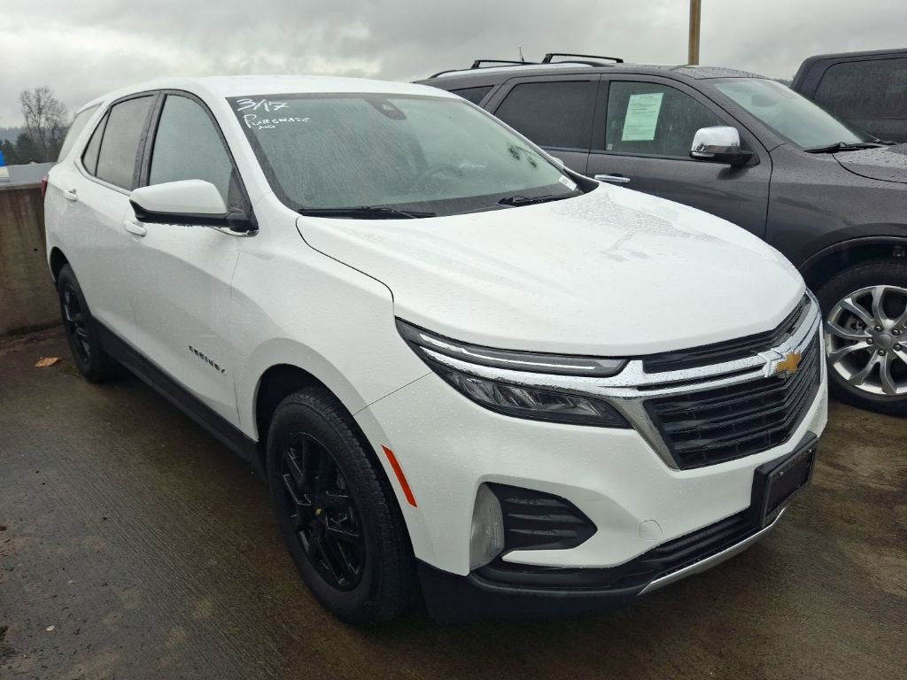 Used 2022 Chevrolet Equinox LT image 2