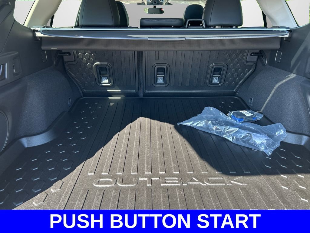 Certified 2025 Subaru Outback Limited AWD/4WD image 11