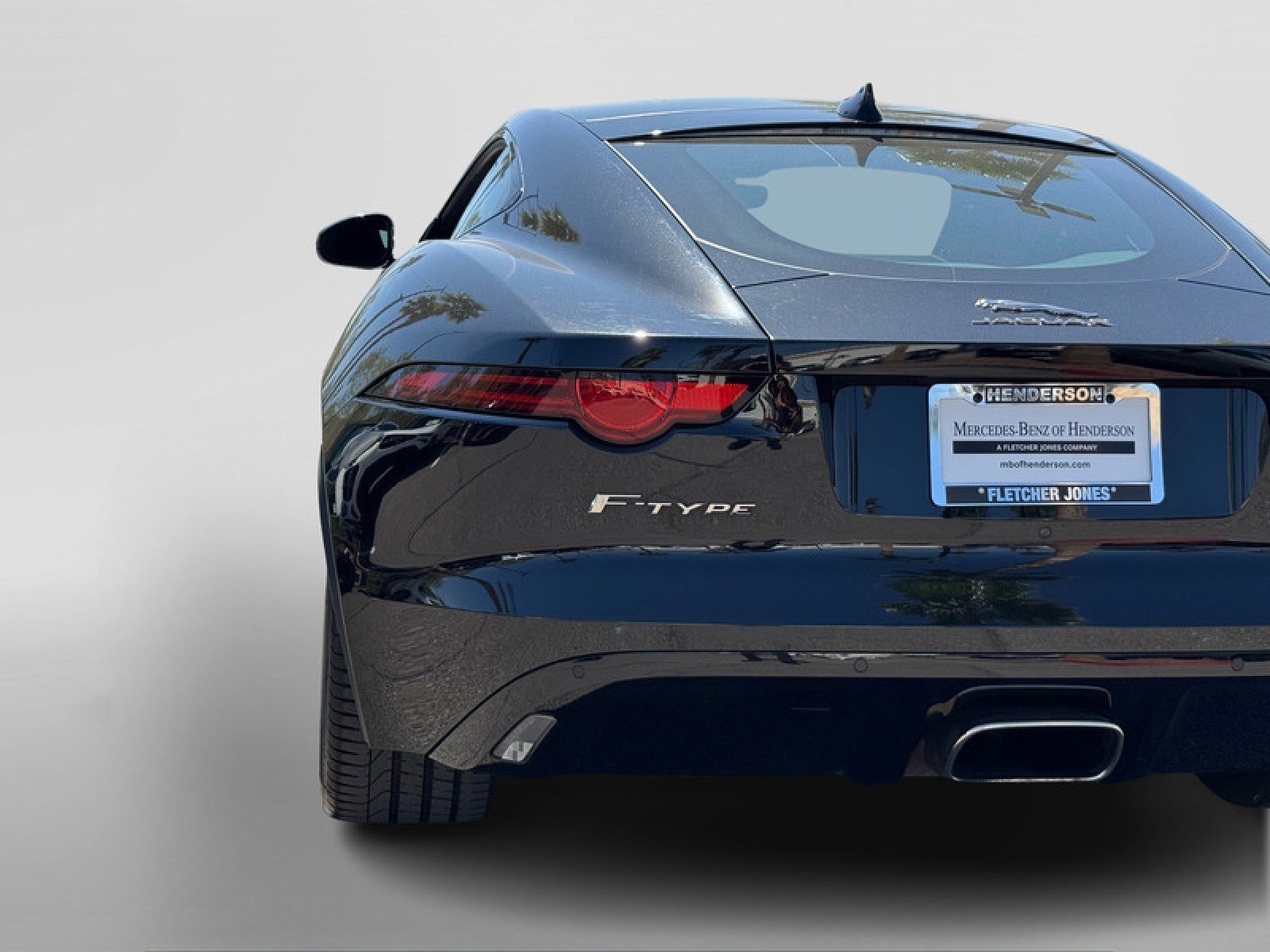 Used 2020 Jaguar F-TYPE Checkered Flag image 12