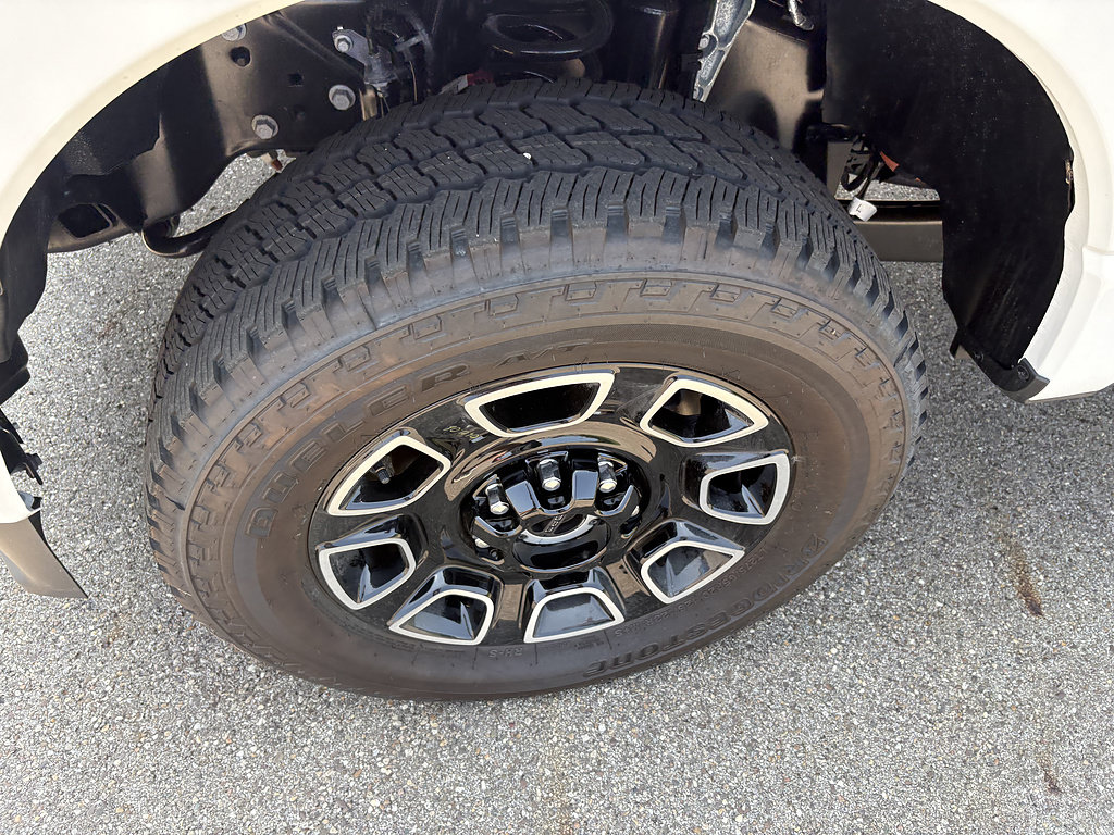 New 2026 Ford F350 Platinum AWD/4WD image 9
