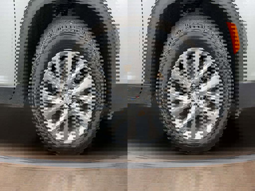 Used 2025 Buick Enclave Preferred image 26