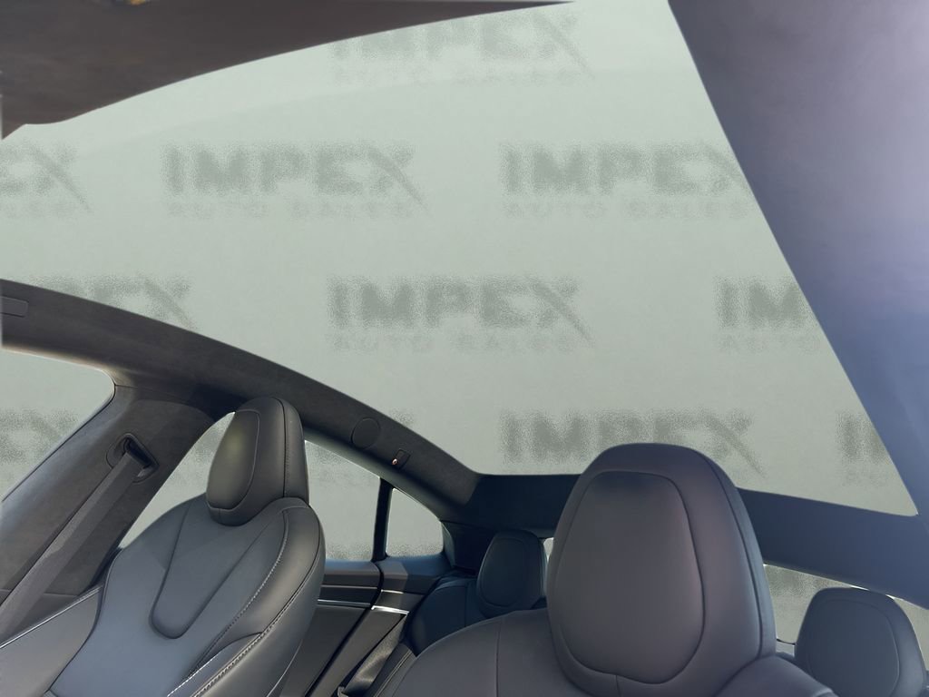 Used 2023 Tesla Model S Plaid image 11