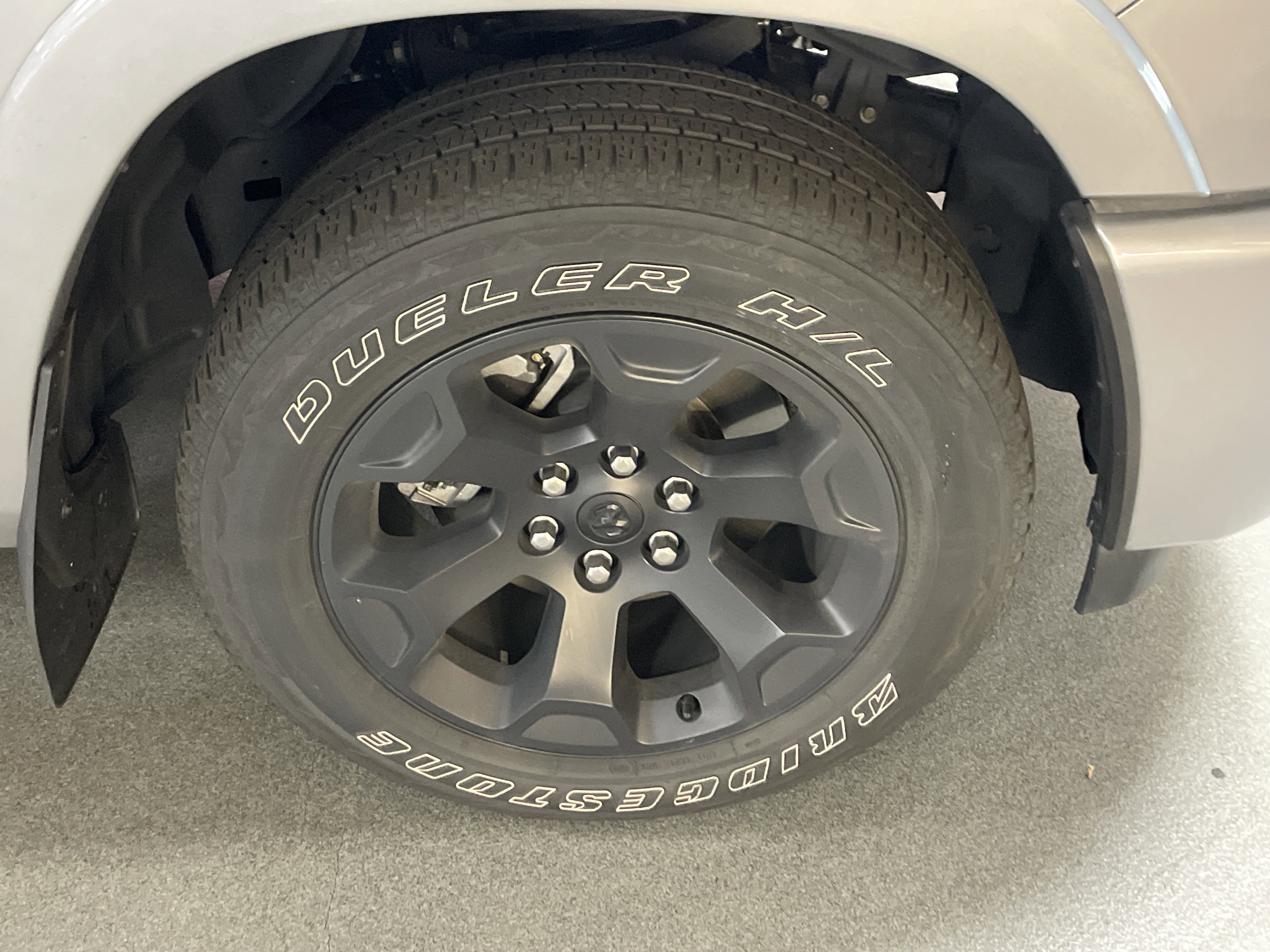 Used 2025 RAM 1500 Big Horn AWD/4WD image 6