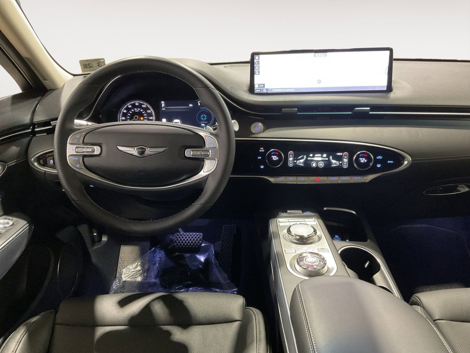 Used 2023 Genesis GV70 2.5T Select w/ Select Package image 16