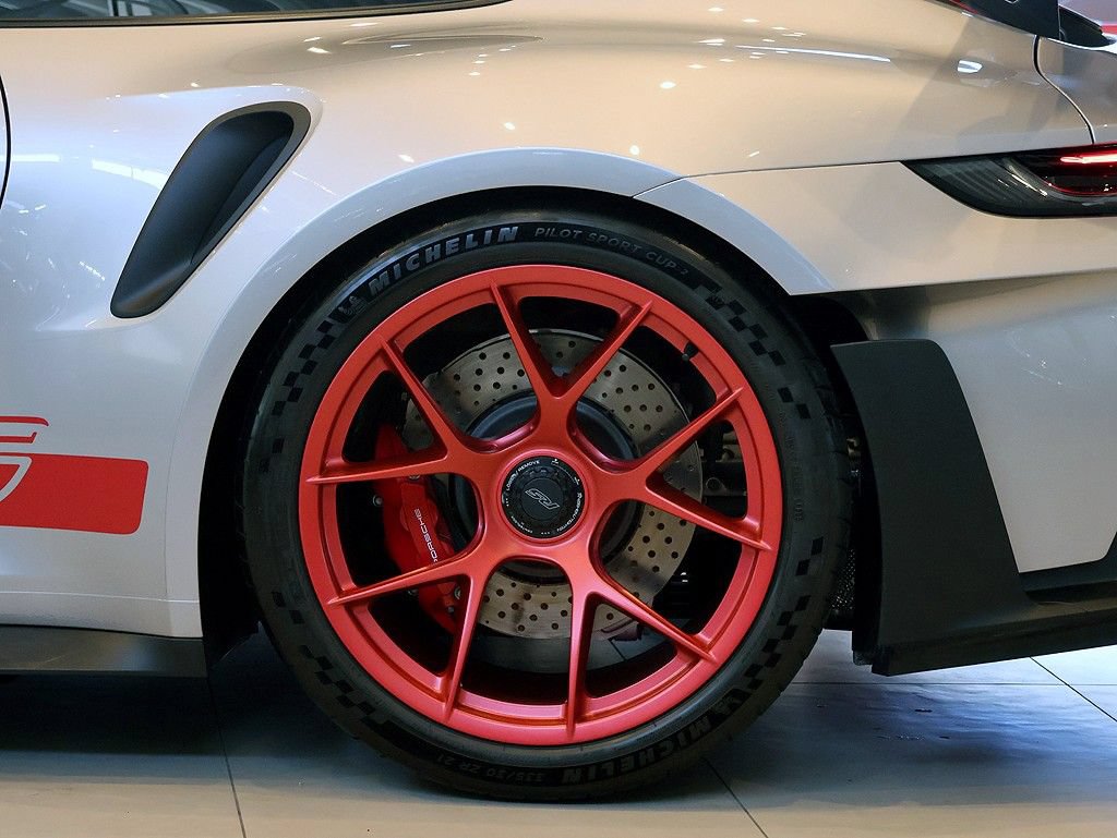 Used 2025 Porsche 911 GT3 RS RWD image 59