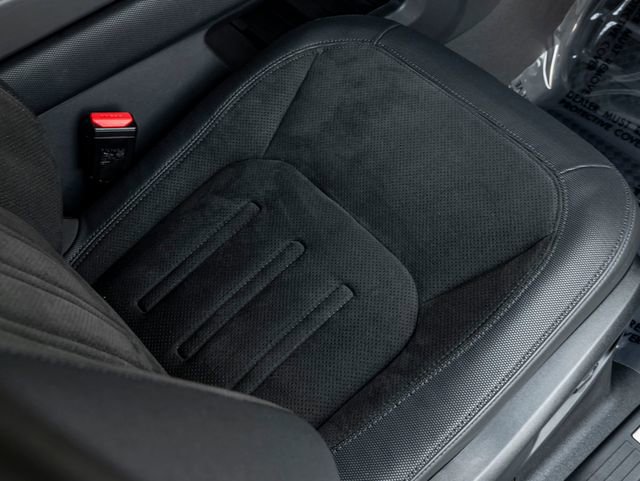 Used 2024 Land Rover Defender 110 Carpathian Edition image 31