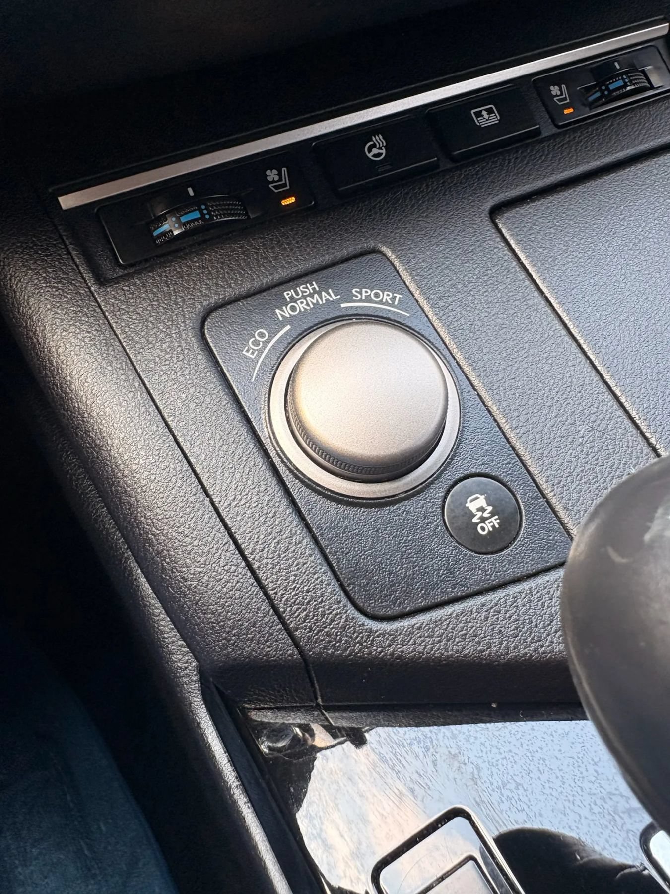 Used 2015 Lexus ES 350 w/ Luxury Package FWD image 23