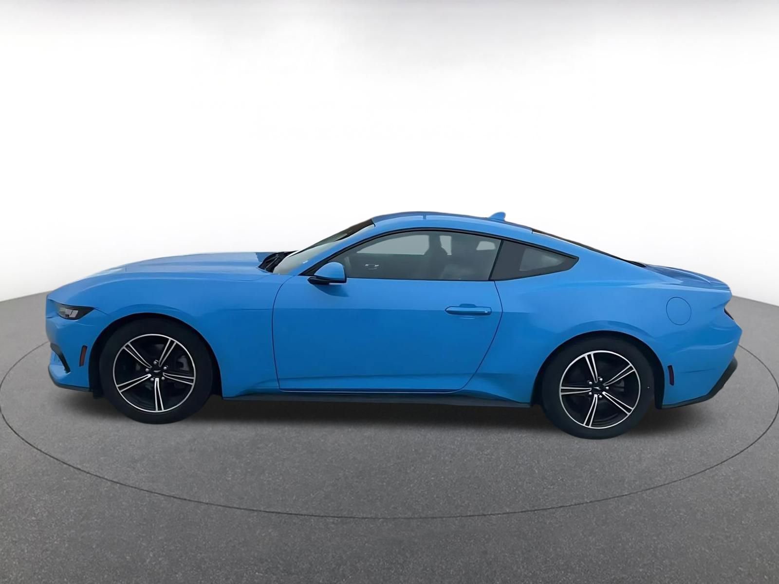 Used 2024 Ford Mustang Premium image 9