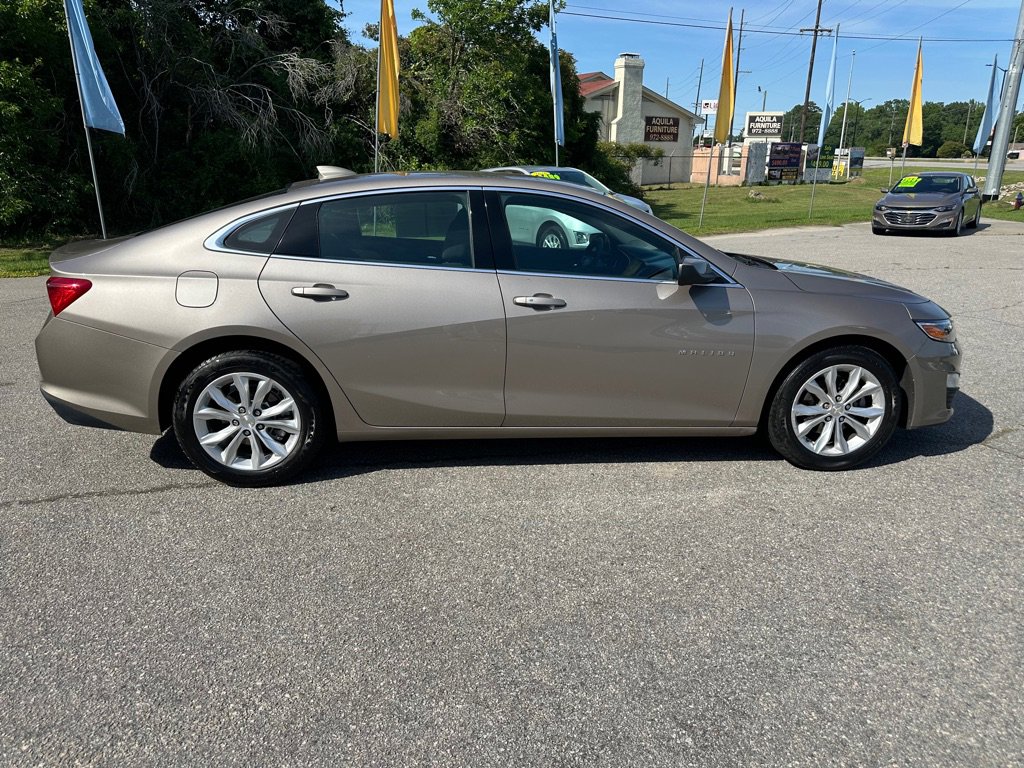 Used 2023 Chevrolet Malibu LT w/ Driver Confidence Package FWD image 6