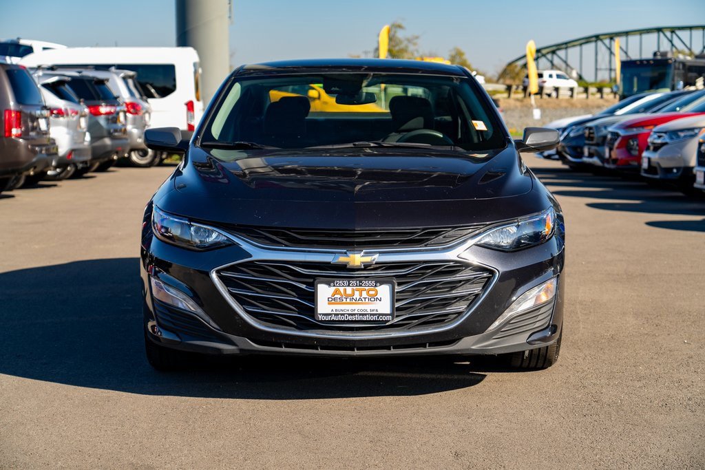 Used 2023 Chevrolet Malibu LT image 2