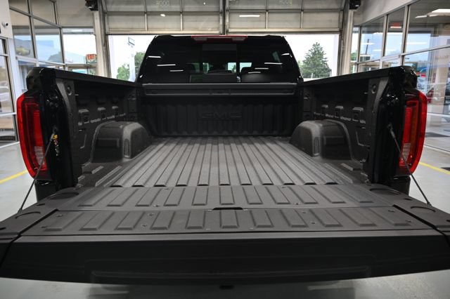 New 2026 GMC Sierra 1500 SLT w/ SLT Premium Plus Package AWD/4WD image 8