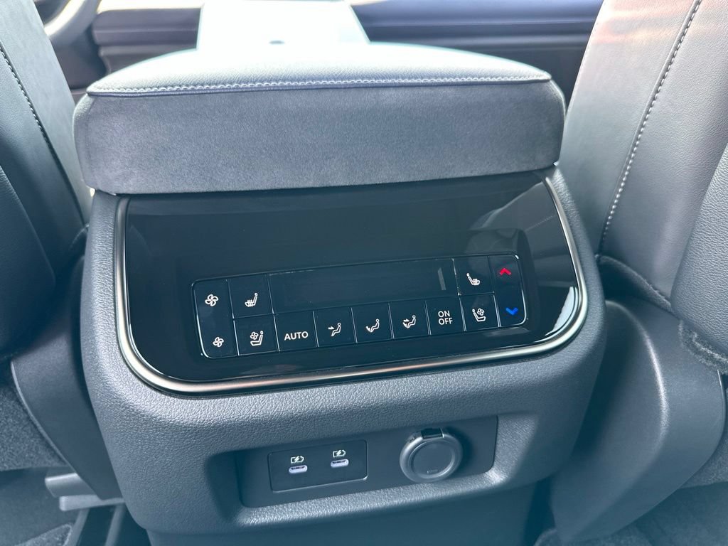 New 2027 INFINITI QX80 Sensory AWD/4WD image 35