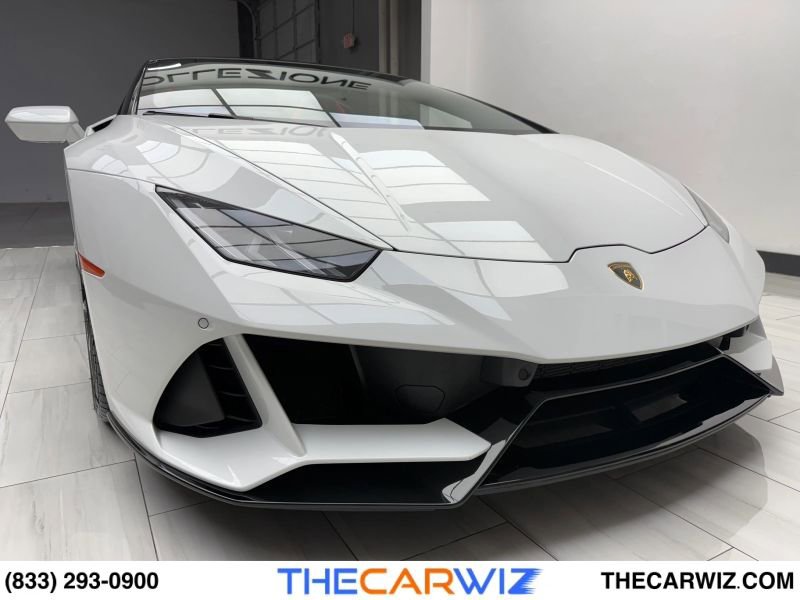 Used 2020 Lamborghini Huracan EVO image 4