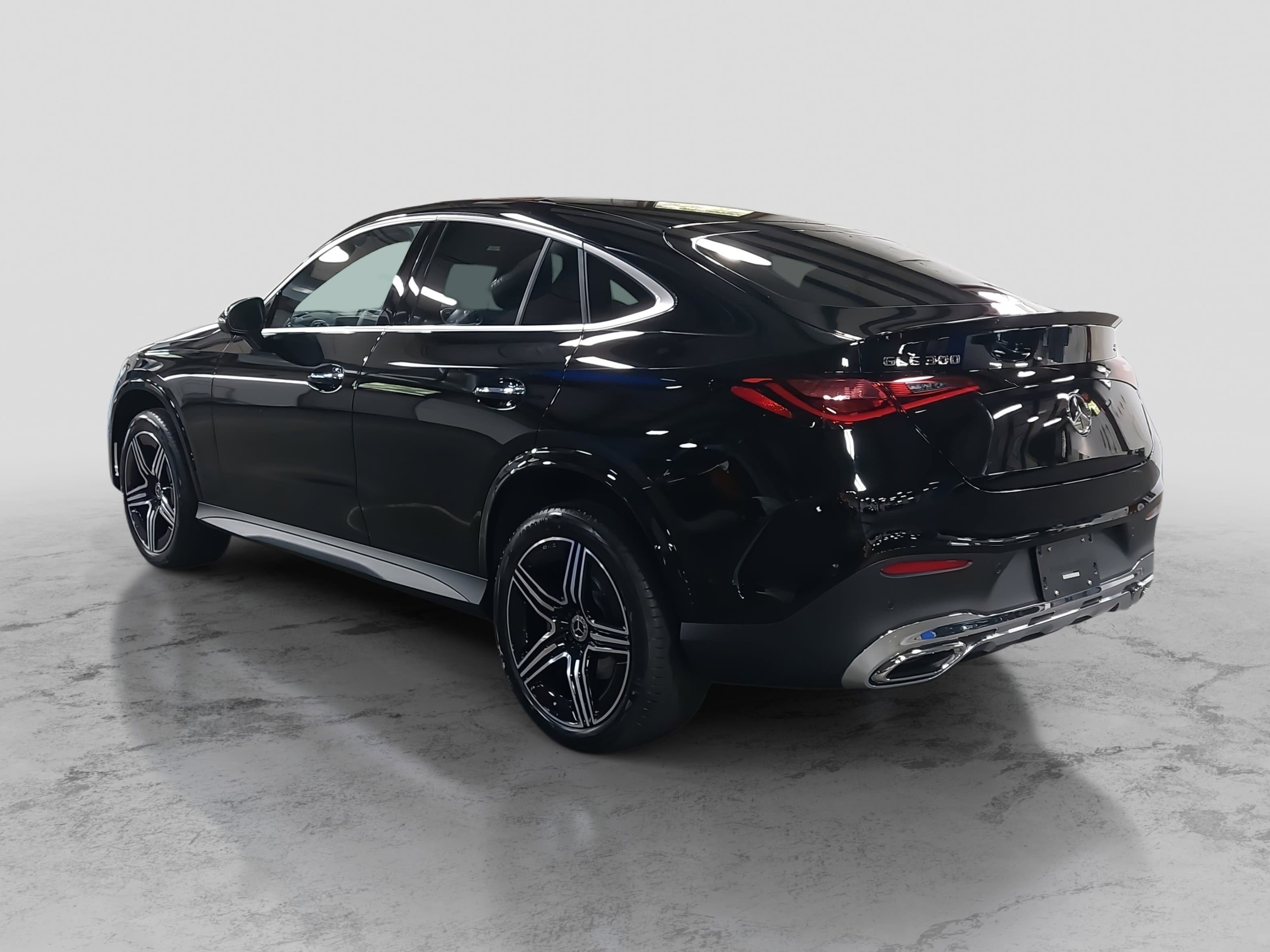 Used 2025 Mercedes-Benz GLC 300 4MATIC image 7