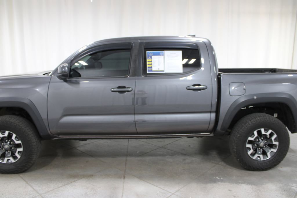 Used 2020 Toyota Tacoma TRD Off-Road w/ TRD Premium Off Road Package image 6