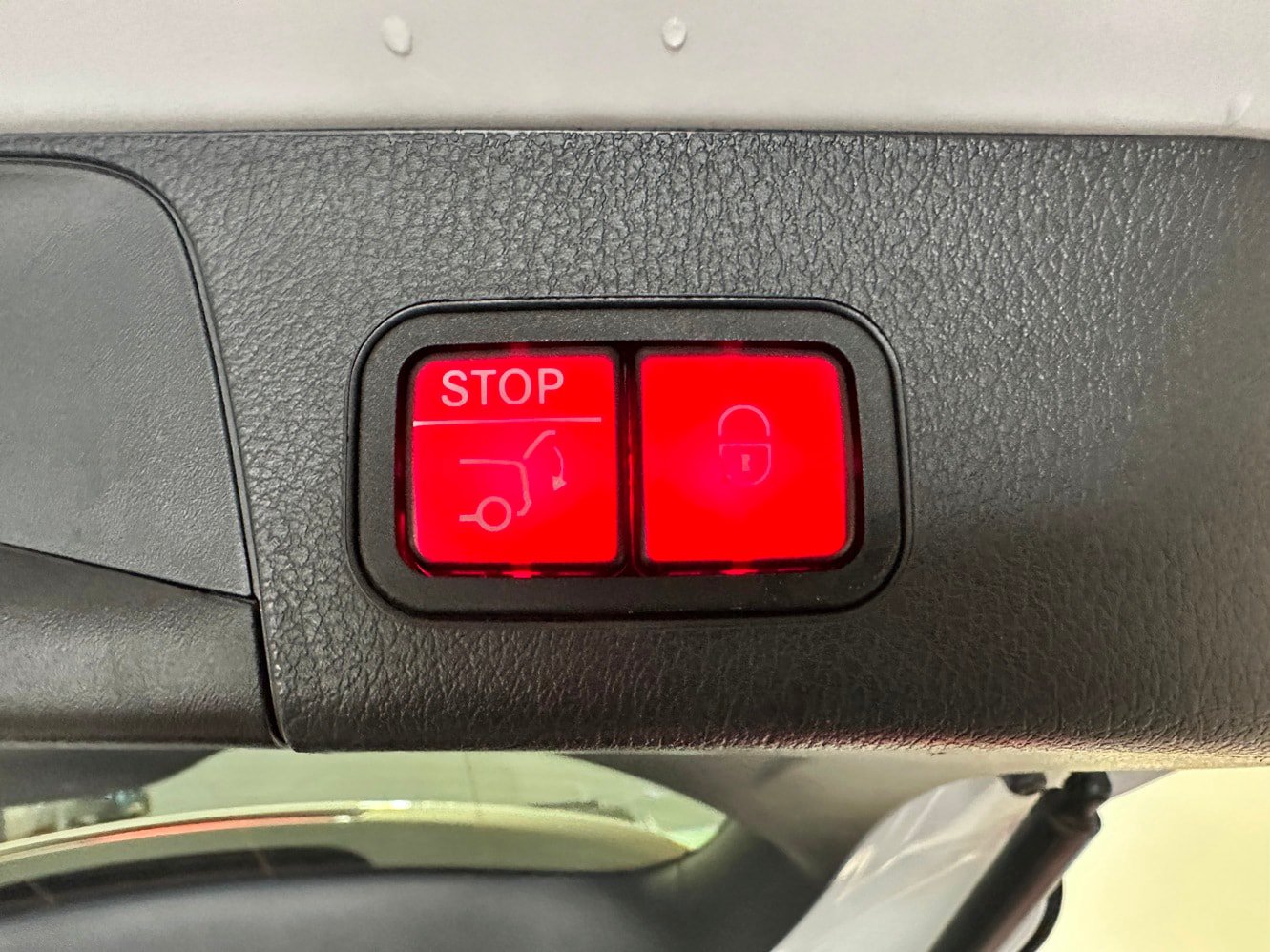 Certified 2023 Mercedes-Benz GLB 250 4MATIC image 34
