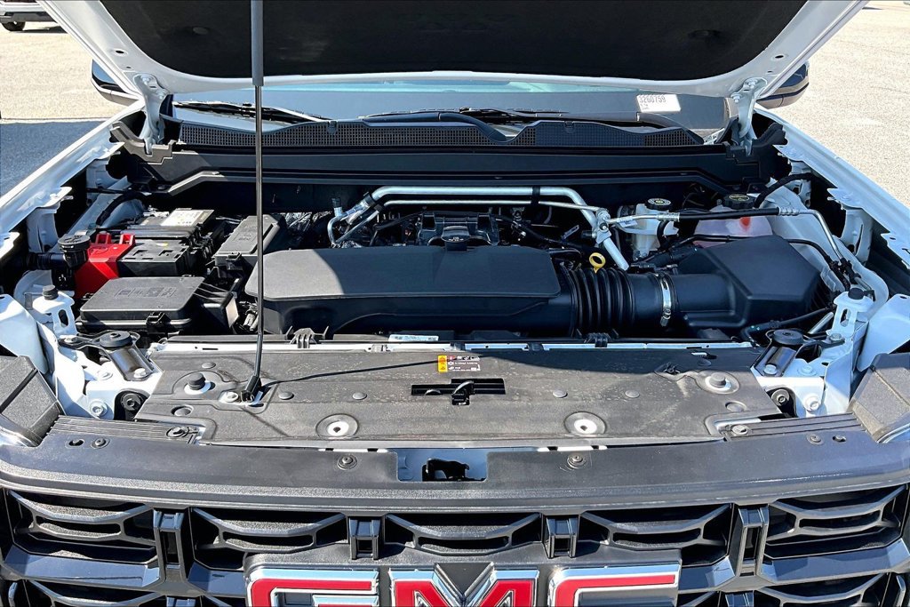New 2026 GMC Canyon Elevation w/ Convenience Package RWD image 11