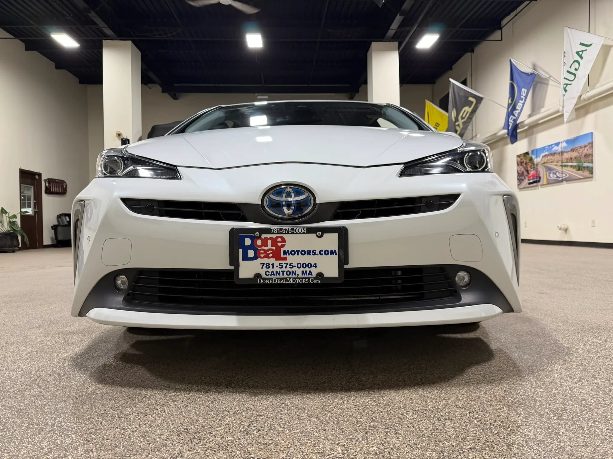 Used 2022 Toyota Prius XLE AWD/4WD image 12