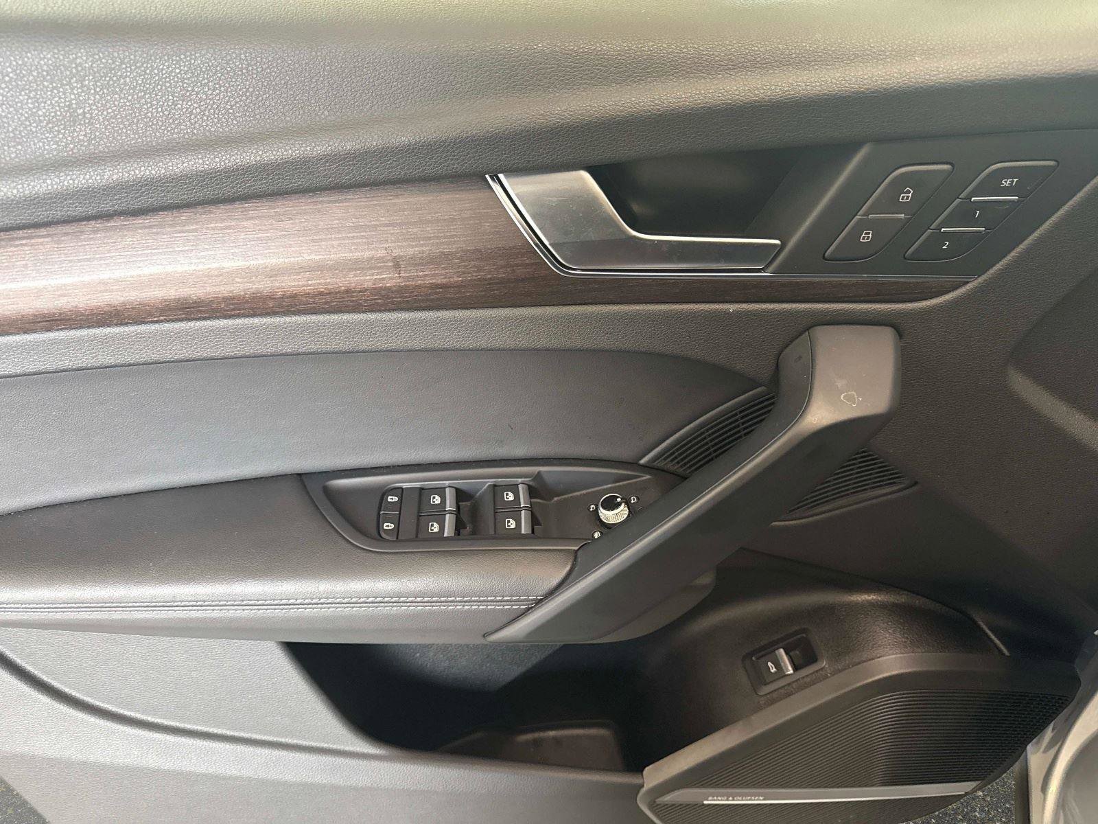 Used 2023 Audi Q5 Premium Plus w/ Premium Plus Package image 18