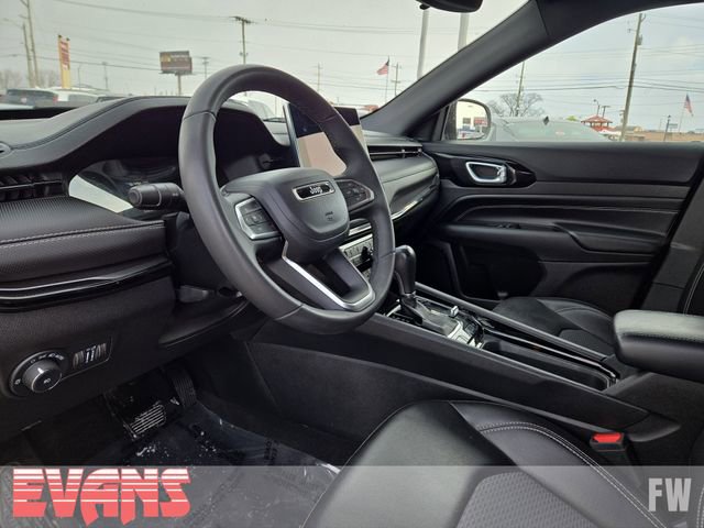 Used 2023 Jeep Compass Altitude image 19