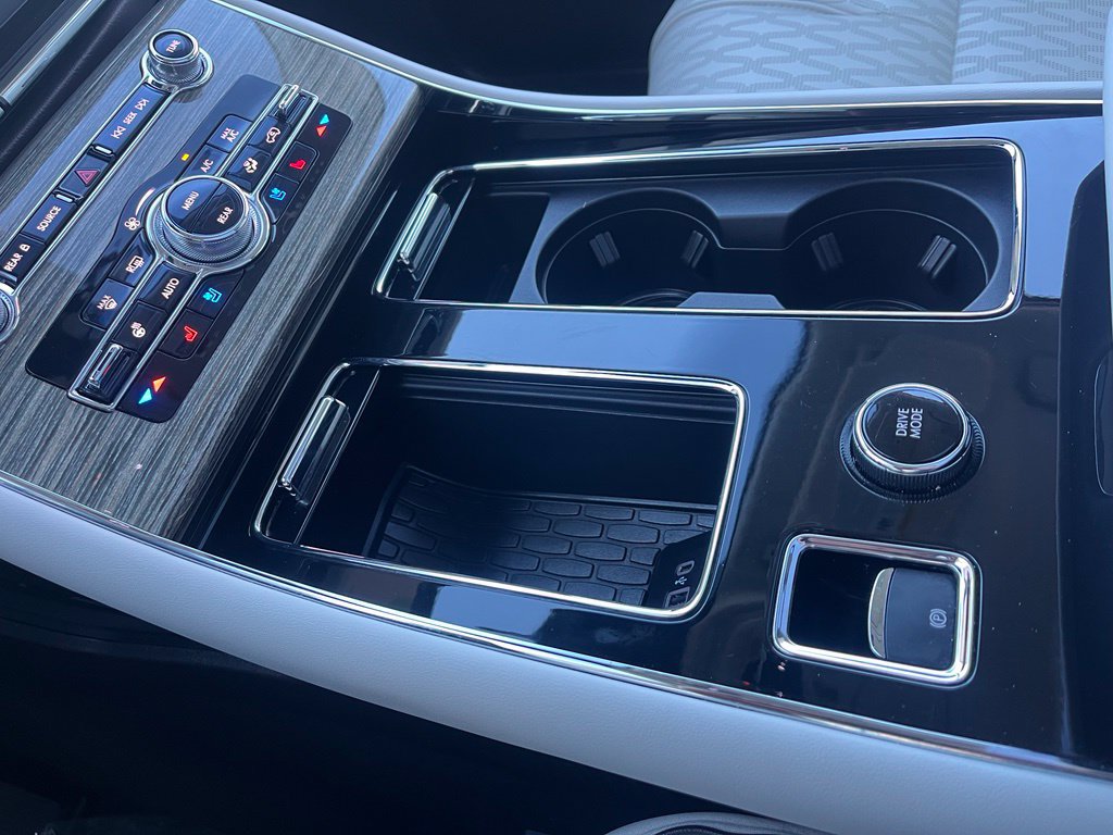 Certified 2022 Lincoln Aviator Black Label Grand Touring w/ Class IV Trailer Tow Package AWD/4WD image 34