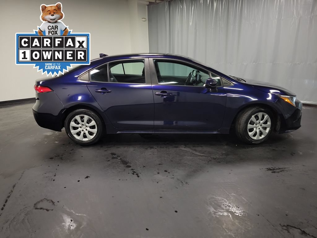 Used 2023 Toyota Corolla LE FWD image 9