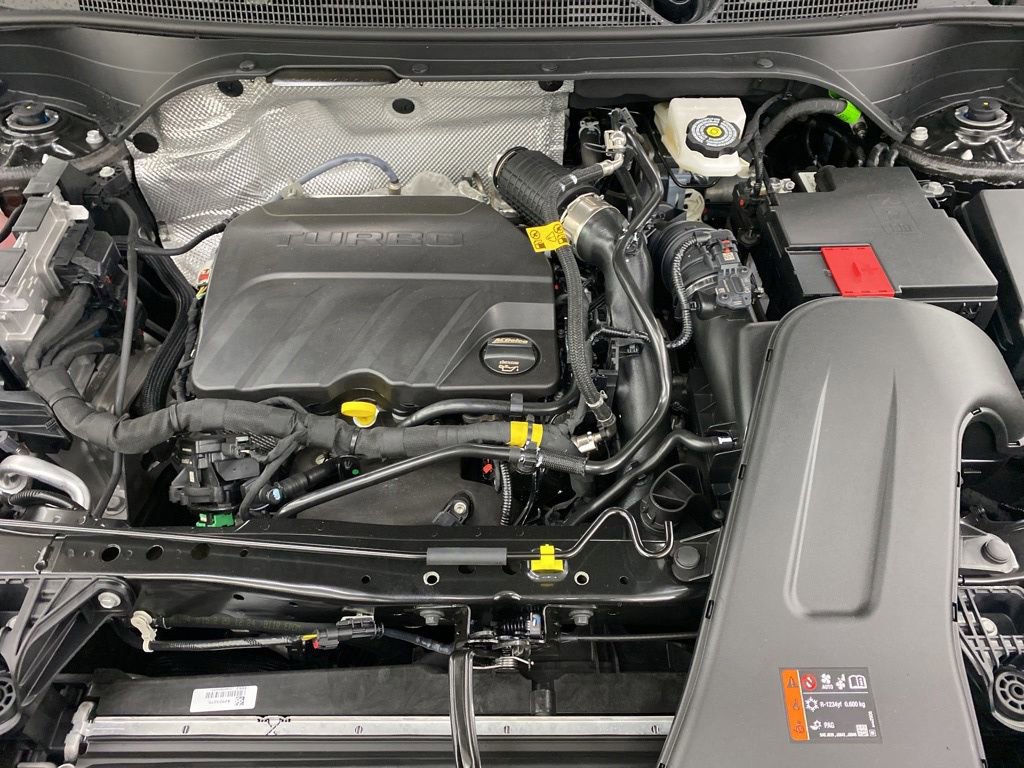 New 2025 Buick Envista Avenir image 17