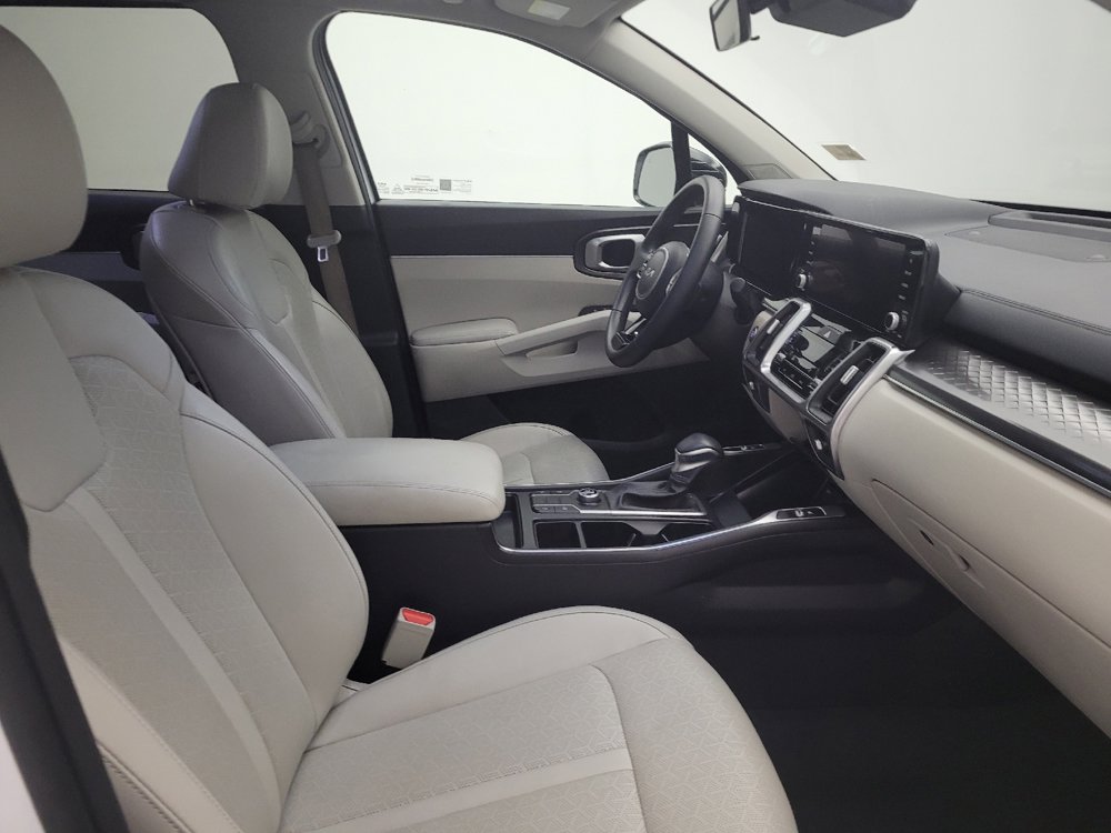 Used 2023 Kia Sorento S w/ Panoramic Sunroof Package FWD image 21