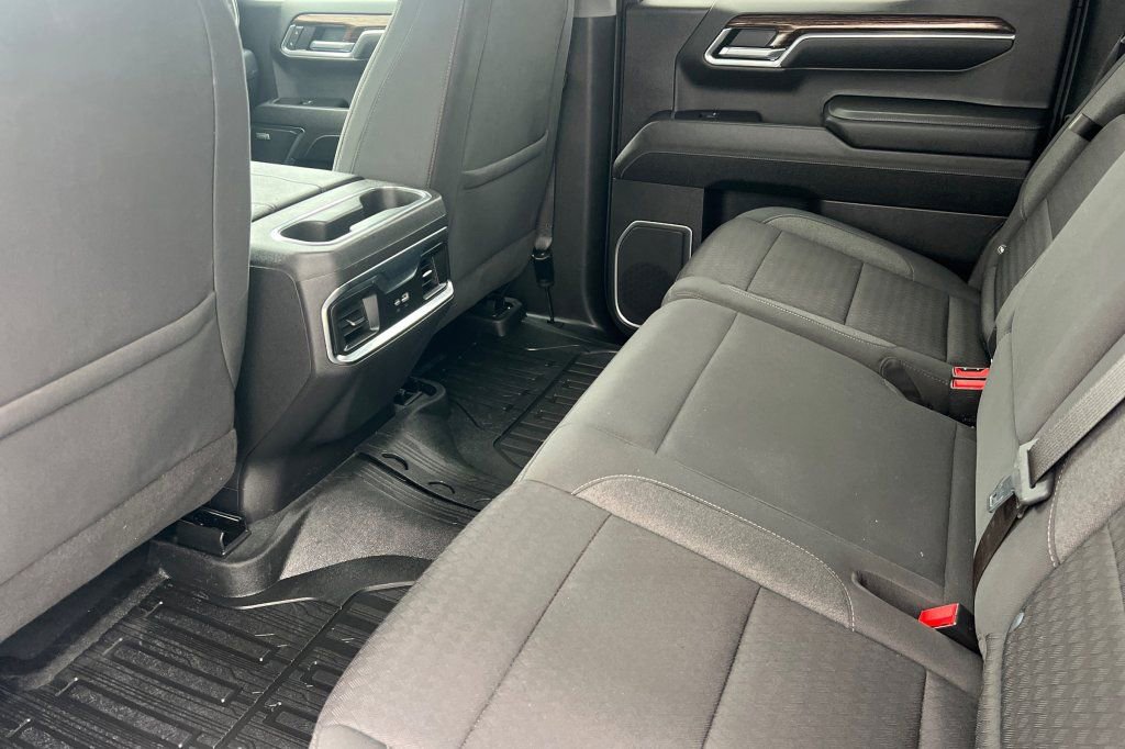 Used 2023 GMC Sierra 1500 Elevation w/ Preferred Package image 9