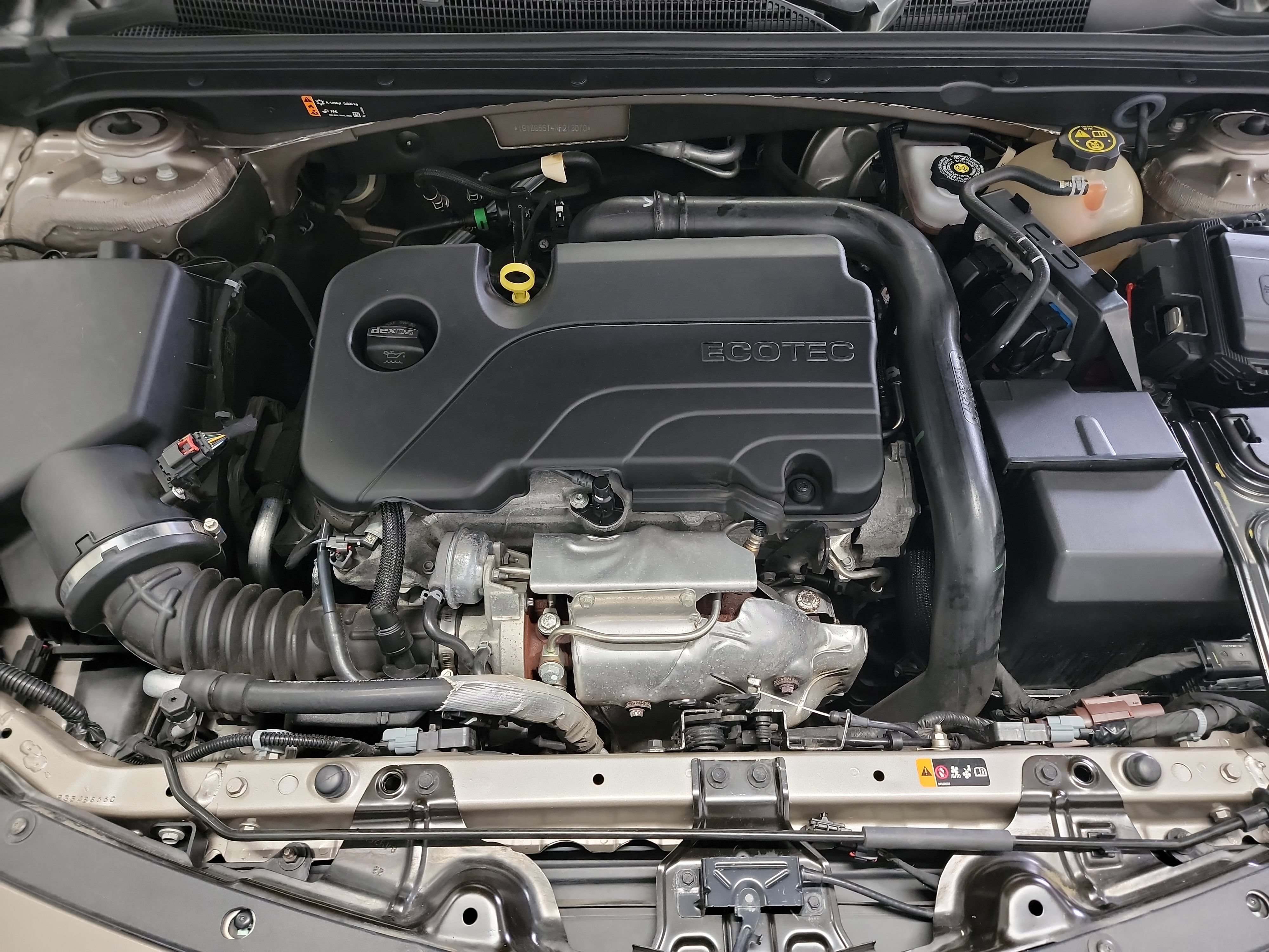 Used 2022 Chevrolet Malibu RS FWD image 24