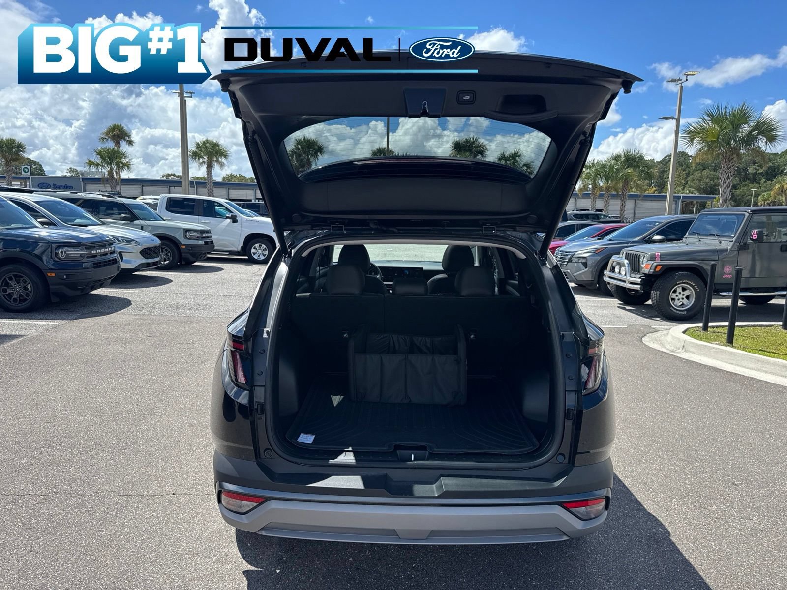 Used 2026 Hyundai Tucson SEL FWD image 8