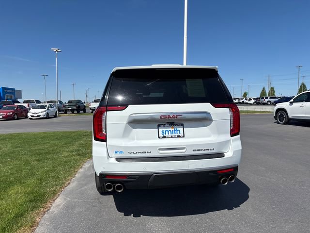 Used 2021 GMC Yukon XL Denali w/ Advanced Technology Package AWD/4WD image 4