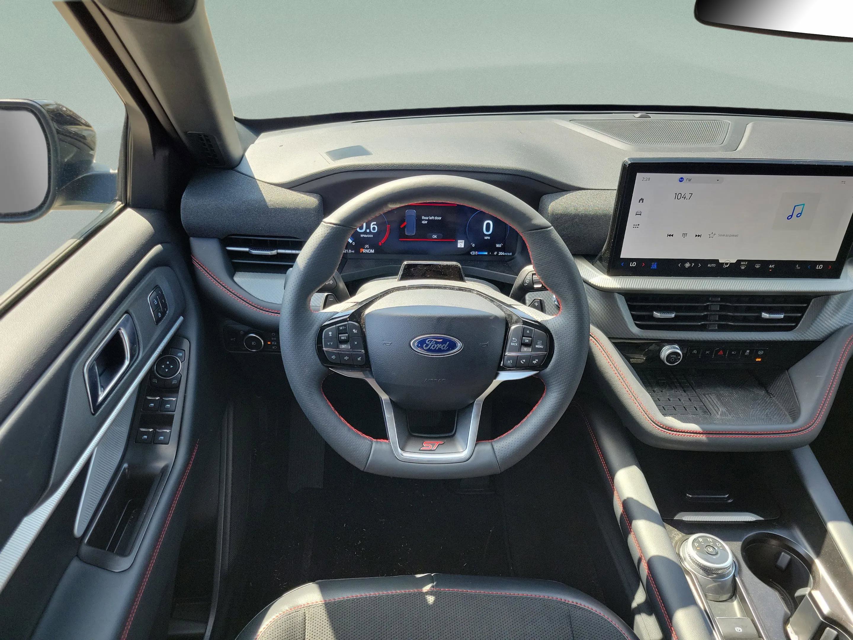 Used 2025 Ford Explorer ST w/ Sun And Sound Package image 21