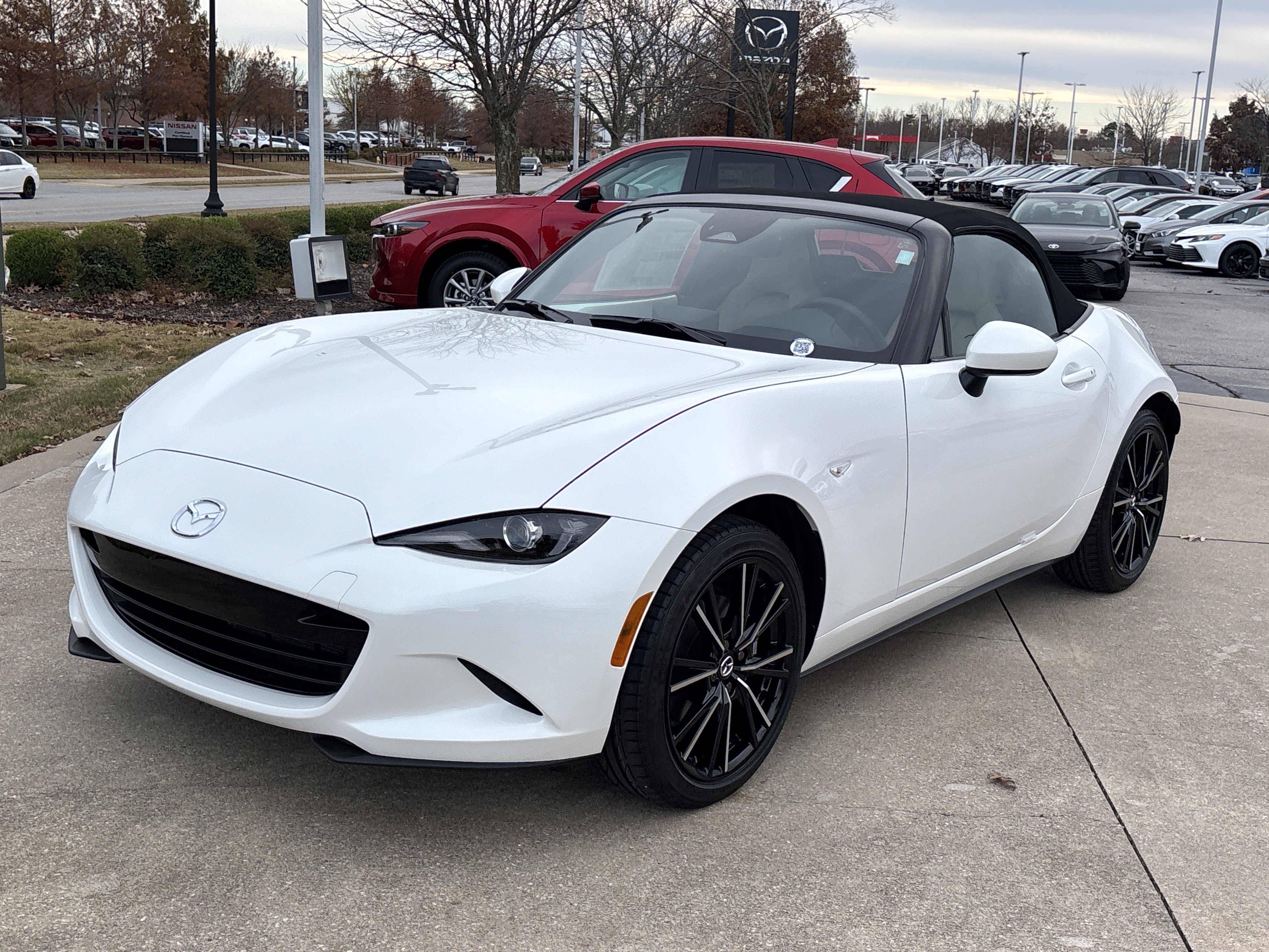 New 2025 MAZDA MX-5 Miata Grand Touring image 10