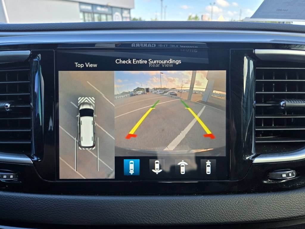Used 2019 Chrysler Pacifica Touring-L Plus w/ Advanced Safetytec Group FWD image 30