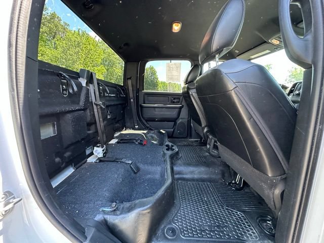 Used 2022 RAM 5500 Tradesman w/ Chrome Appearance Group AWD/4WD image 27