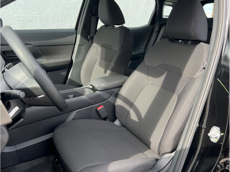 New 2026 Nissan Kicks S image 8