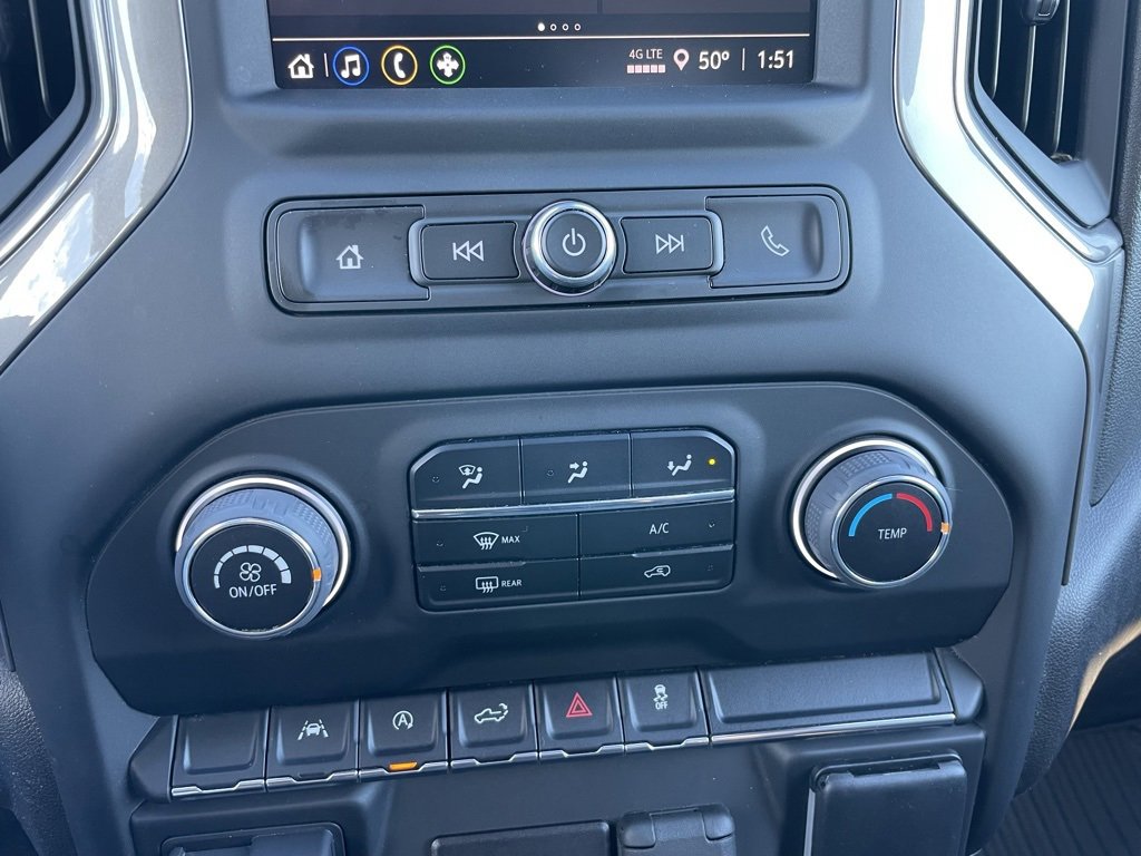 Used 2023 Chevrolet Silverado 1500 Custom image 12