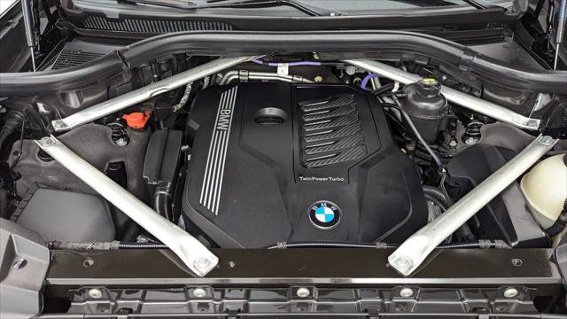 Used 2022 BMW X7 xDrive40i AWD/4WD image 31