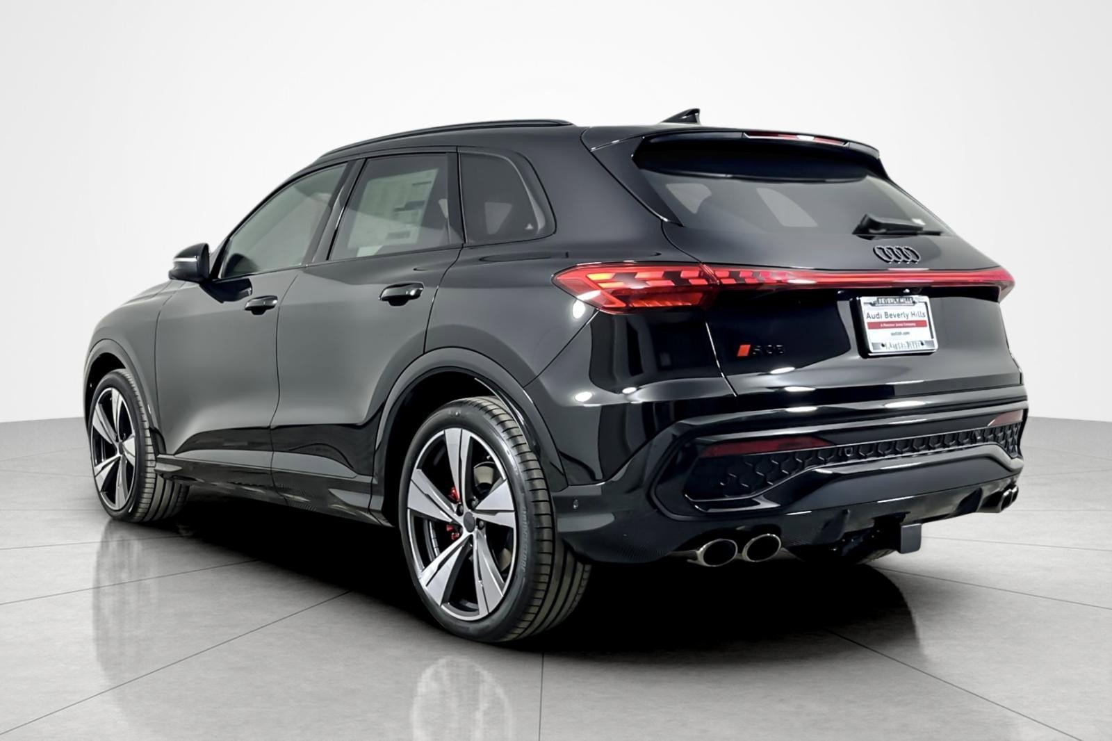 New 2026 Audi SQ5 Premium Plus AWD/4WD image 4