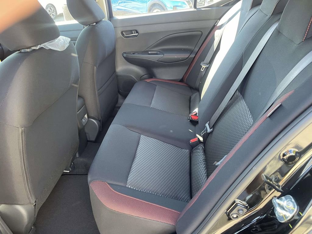 New 2025 Nissan Versa SR w/ Trunk Package image 10