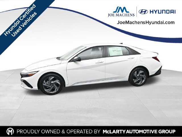 Certified 2025 Hyundai Elantra SEL FWD image 7