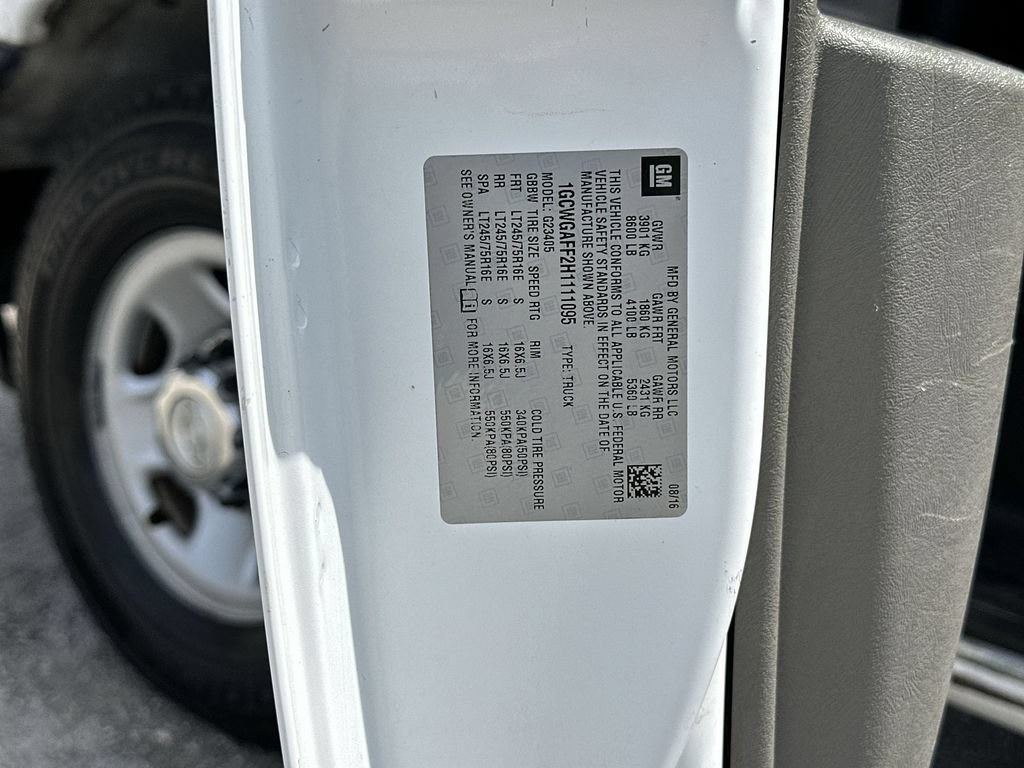 Certified 2017 Chevrolet Express 2500 w/ Express Access Plus Package RWD image 31