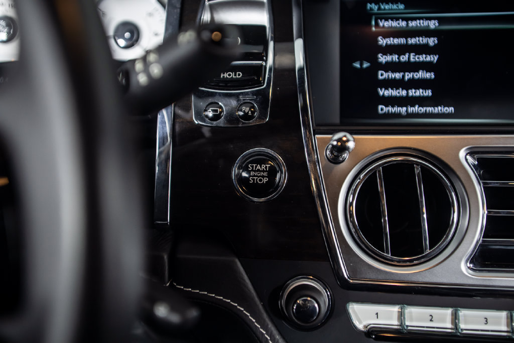 Used 2019 Rolls-Royce Ghost RWD image 40