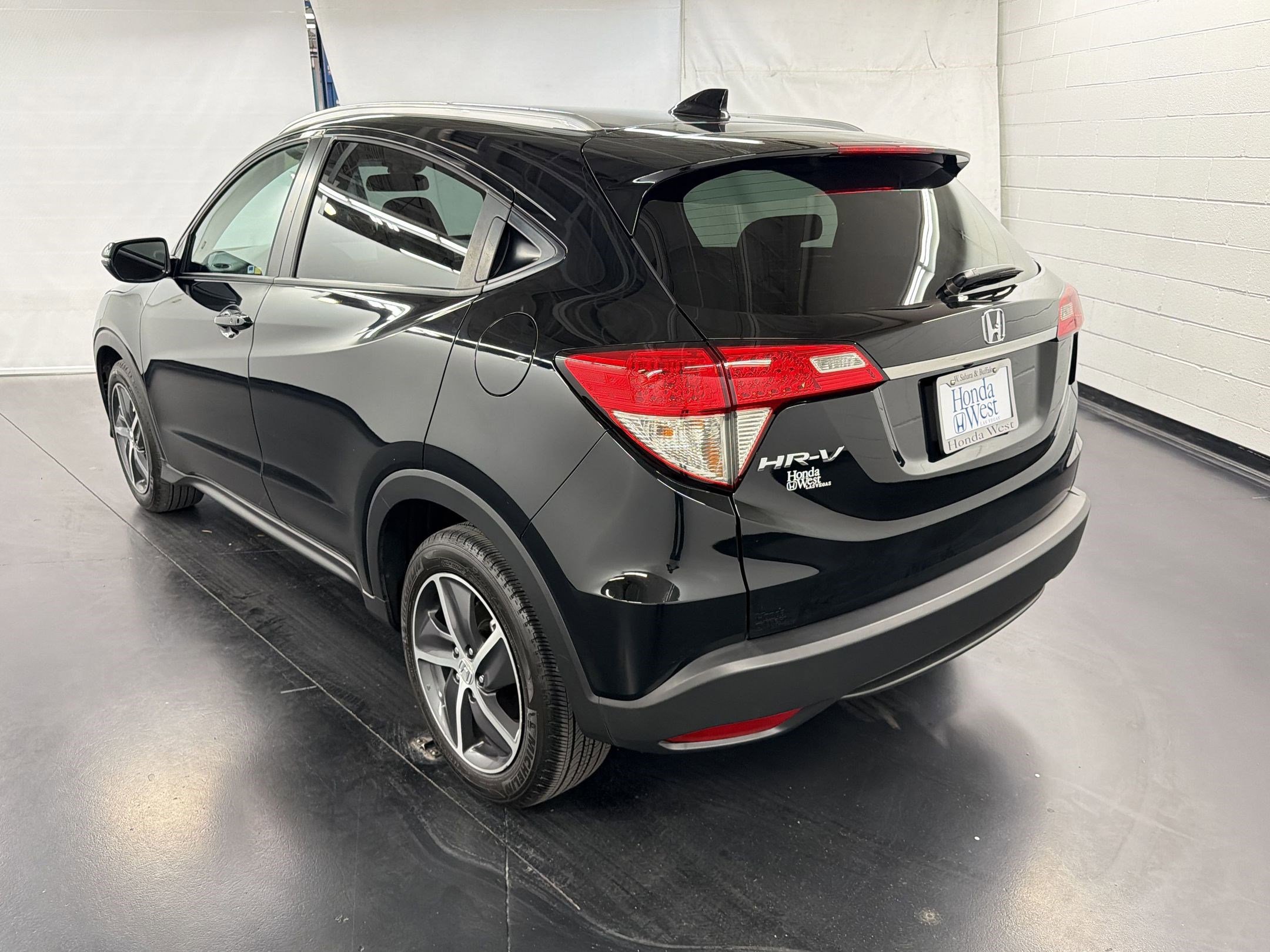 Certified 2021 Honda HR-V EX image 3
