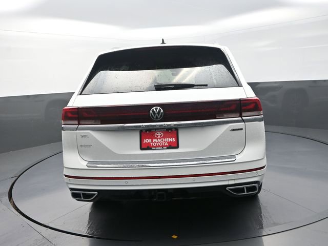Used 2024 Volkswagen Atlas SEL Premium R-Line AWD/4WD image 24