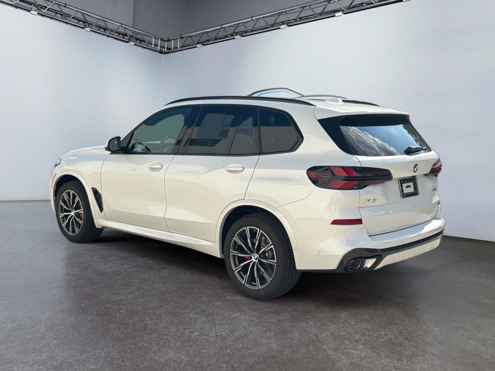 New 2026 BMW X5 xDrive40i w/ Executive Package AWD/4WD image 5