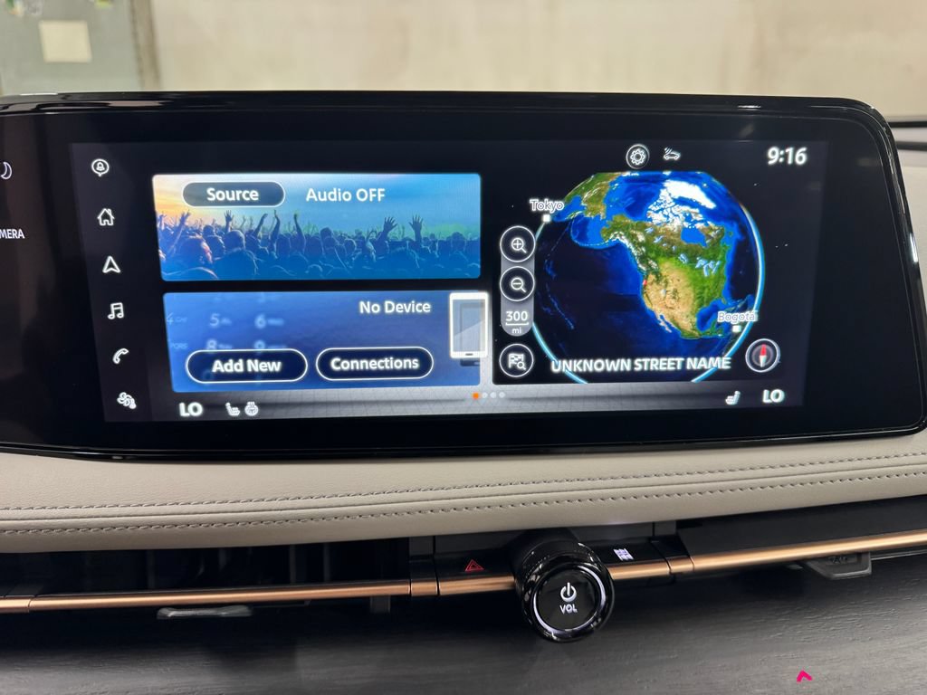 Used 2023 Nissan Ariya FWD image 20