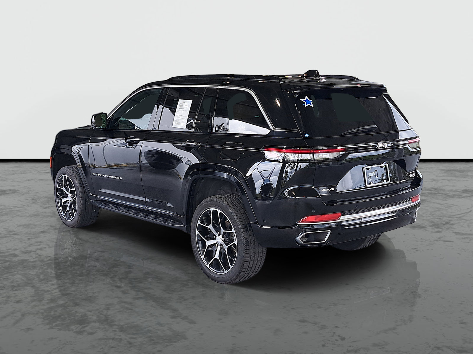 Certified 2024 Jeep Grand Cherokee Summit AWD/4WD image 3